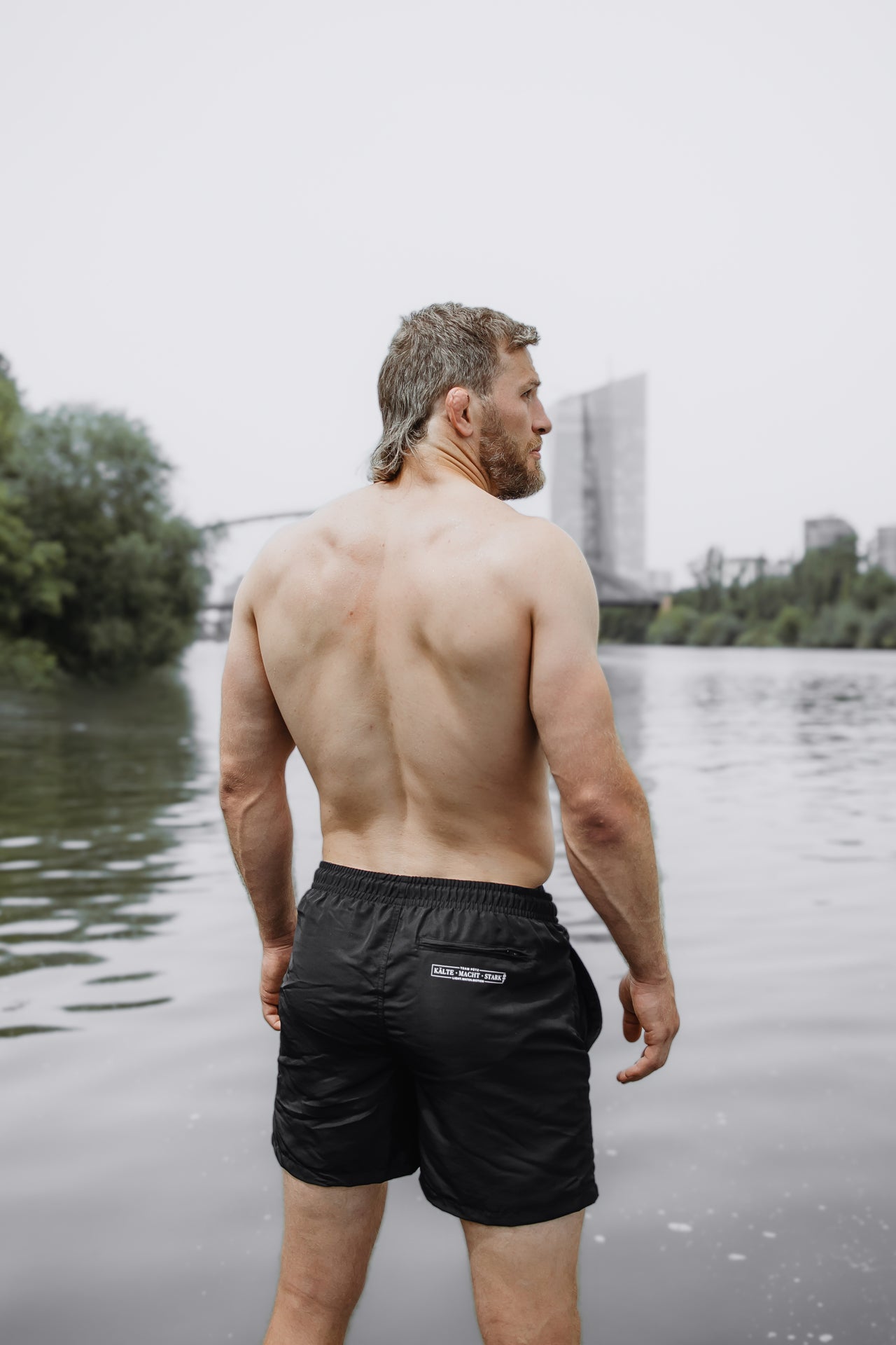 Badeshorts "Kälte macht stark"