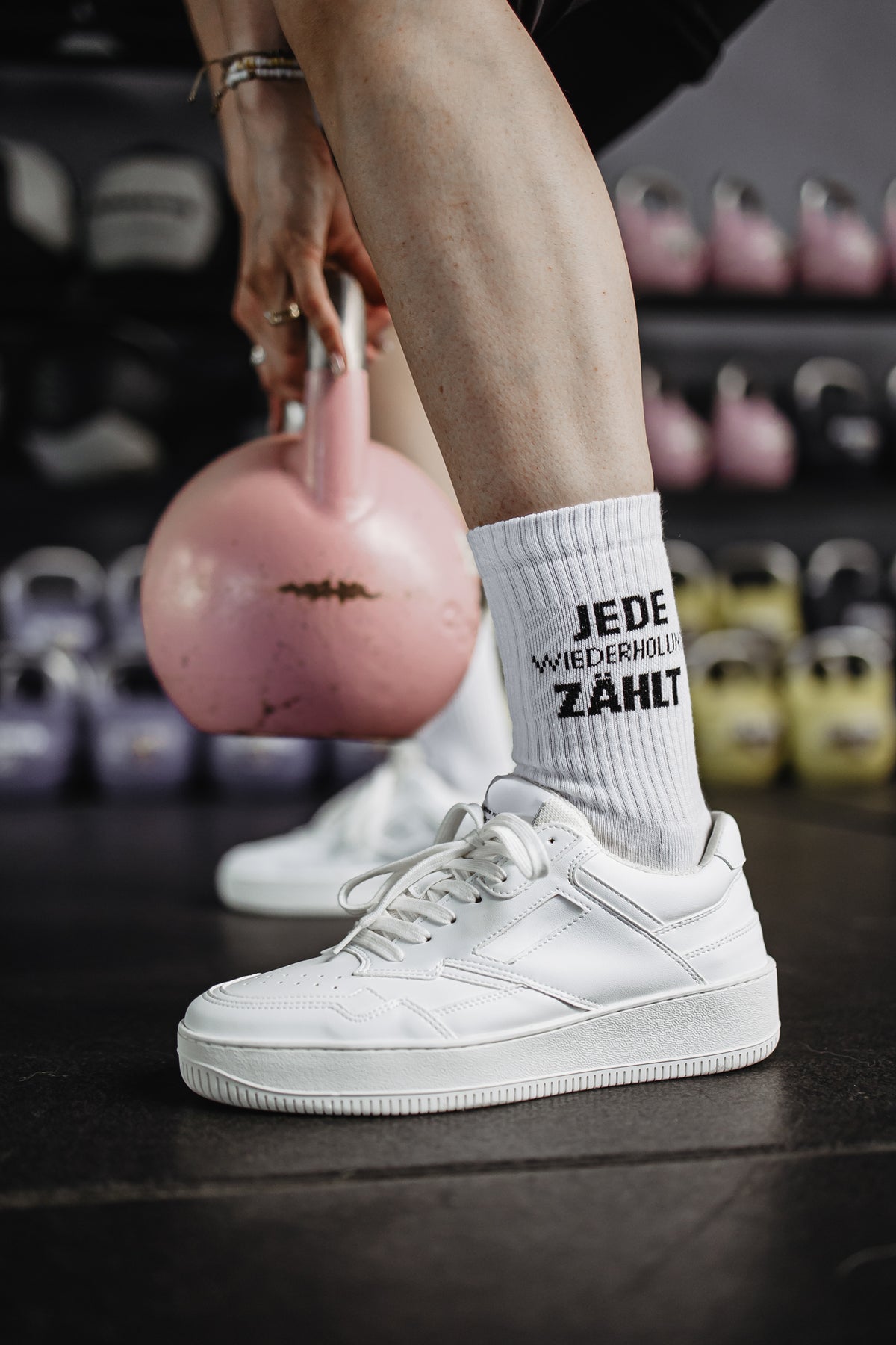 Performance-Socken "JEDE WIEDERHOLUNG ZÄHLT" - Weiß